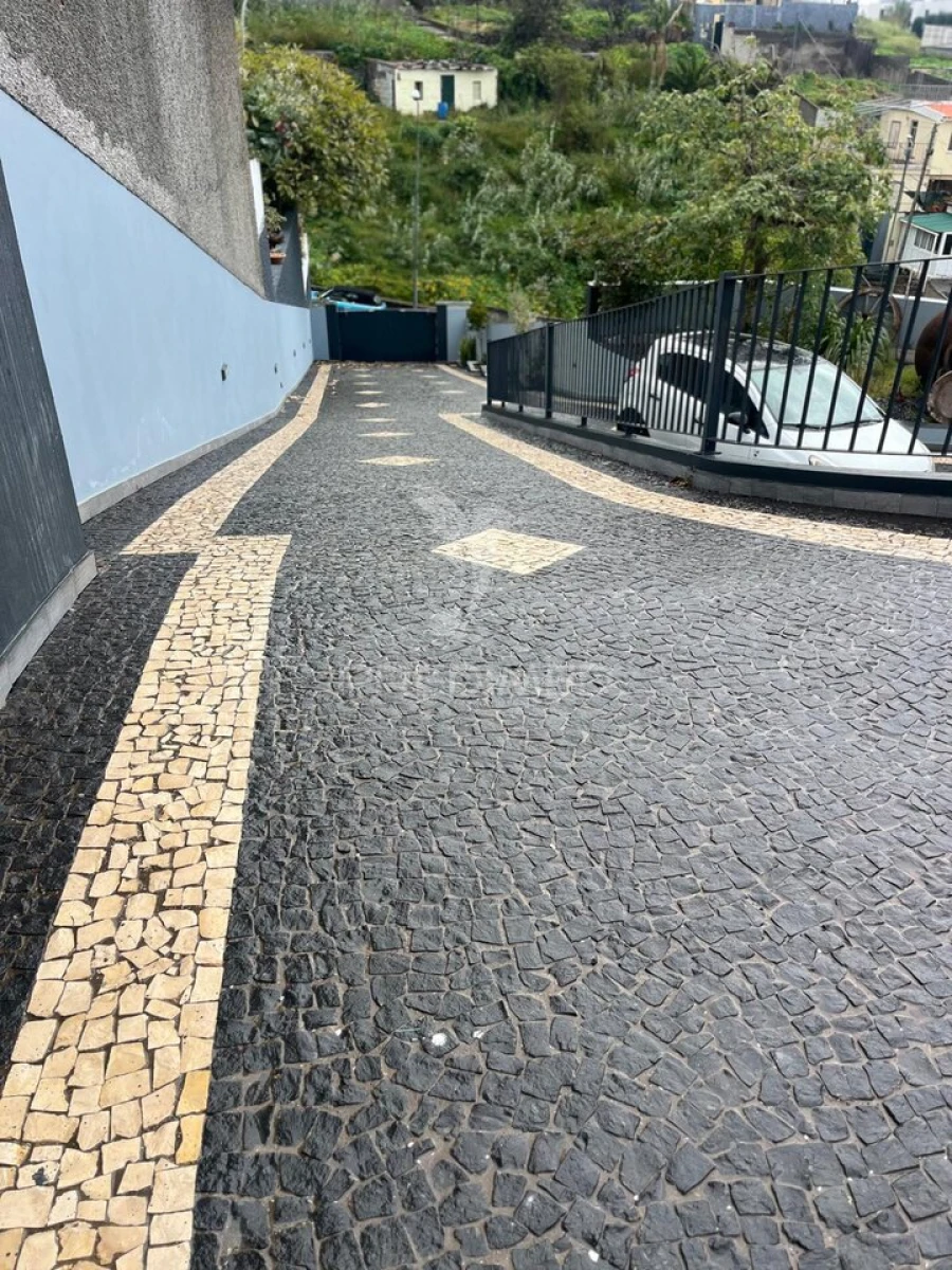 Moradia T3 para Venda em Imaculado Coração de Maria Foto 5