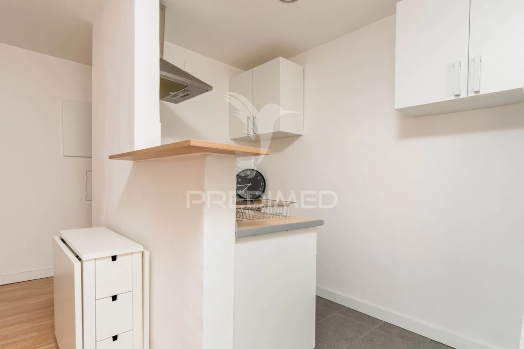 Apartamento T1 para Venda em Almada, Cova da Piedade, Pragal e Cacilhas Foto 15