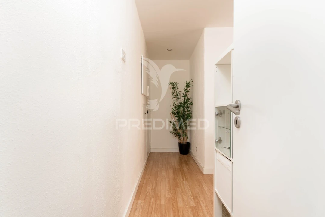Apartamento T1 para Venda em Almada, Cova da Piedade, Pragal e Cacilhas Foto 17