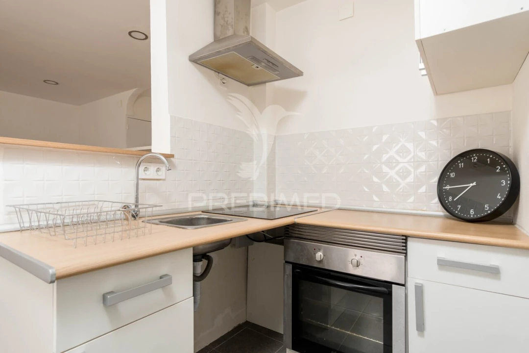 Apartamento T1 para Venda em Almada, Cova da Piedade, Pragal e Cacilhas Foto 2