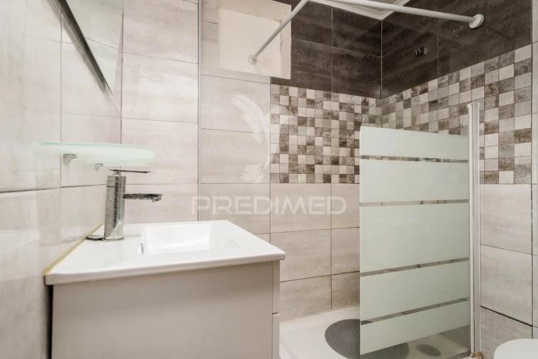 Apartamento T1 para Venda em Almada, Cova da Piedade, Pragal e Cacilhas Foto 14