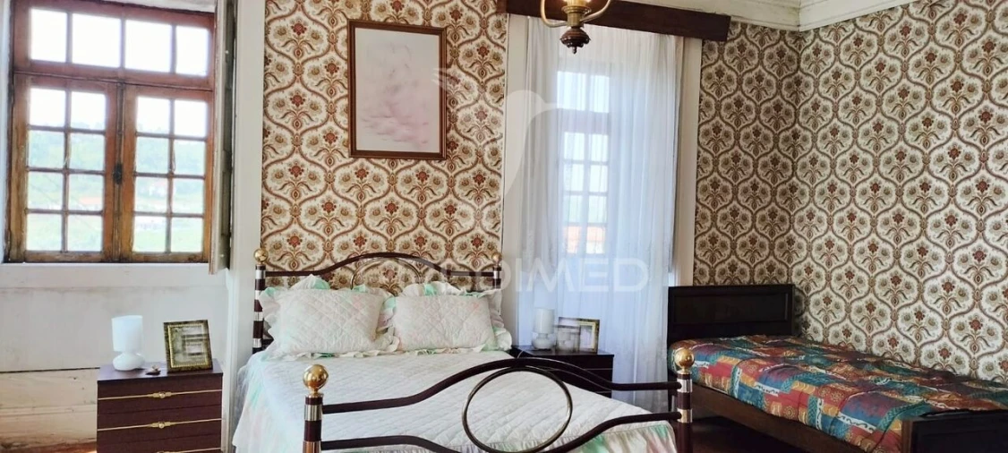 Moradia T9 para Venda em Poiares e Canelas Foto 28