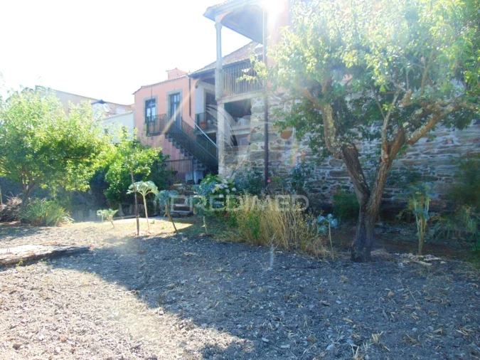 Moradia T9 para Venda em Poiares e Canelas Foto 37