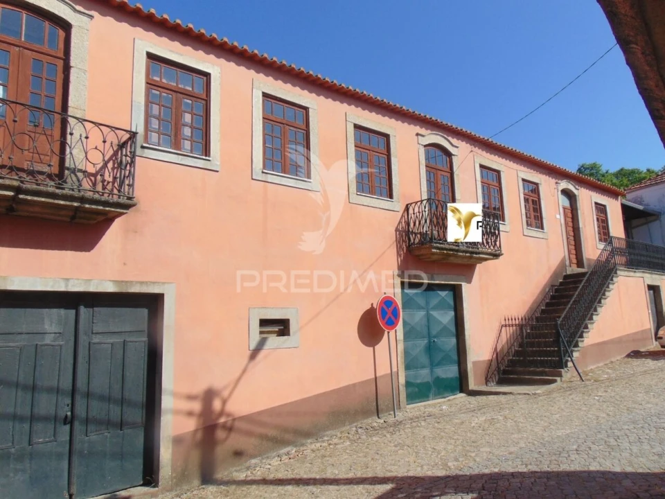 Moradia T9 para Venda em Poiares e Canelas Foto 9