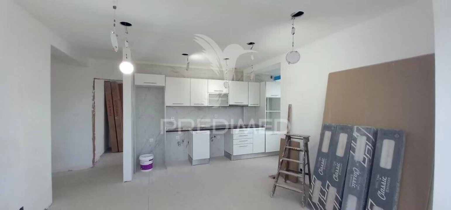 Apartamento T4 para Venda em Laranjeiro e Feijó Foto 4