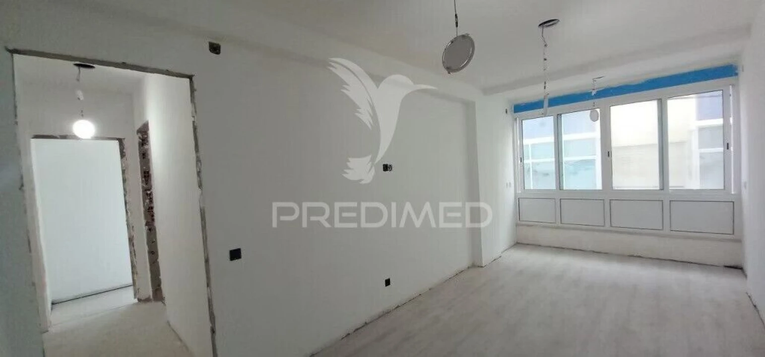 Apartamento T4 para Venda em Laranjeiro e Feijó Foto 8