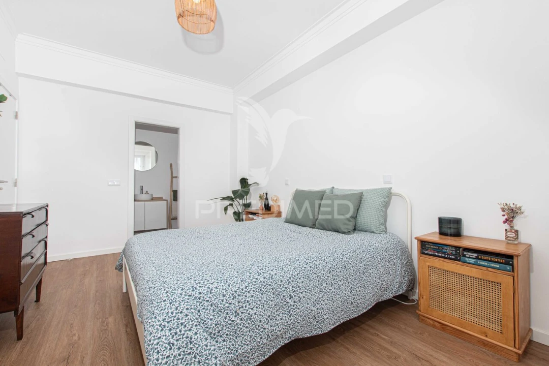 Apartamento T3 para Venda em Almada, Cova da Piedade, Pragal e Cacilhas Foto 13