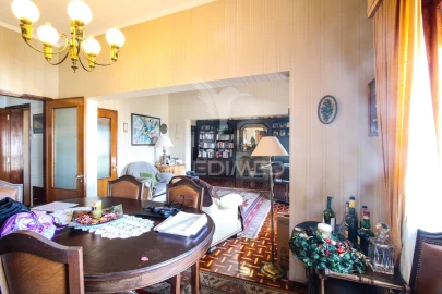 Apartamento T4 para Venda em Faro (Sé e São Pedro)