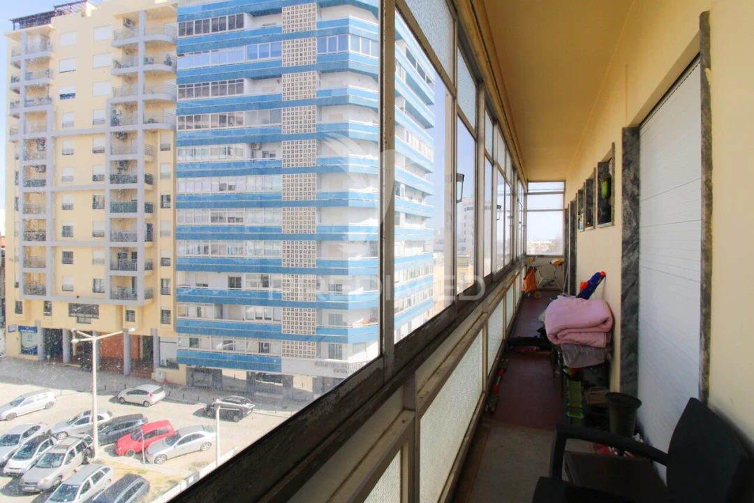 Apartamento T4 para Venda em Faro (Sé e São Pedro) Foto 4