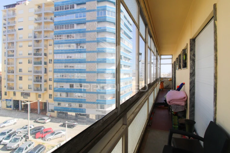 Apartamento T4 para Venda em Faro (Sé e São Pedro) Foto 4