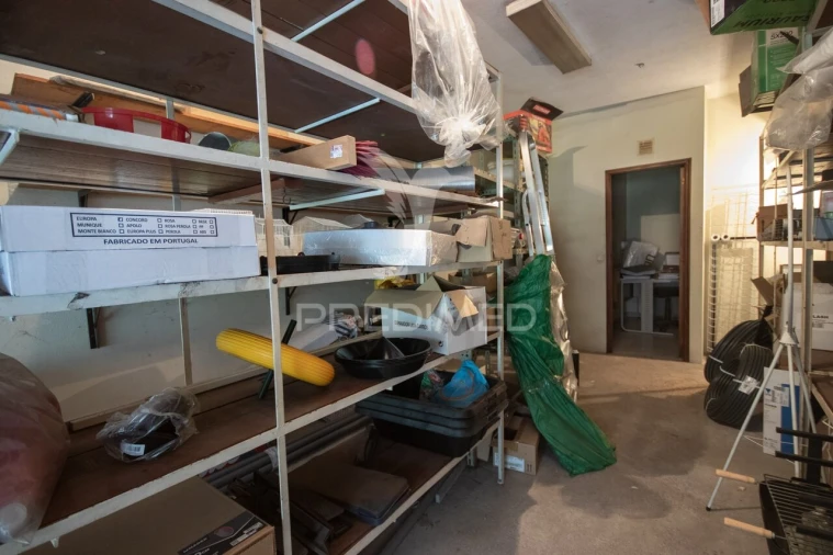 Loja para Venda em Amarante (São Gonçalo), Madalena, Cepelos e Gatão Foto 3