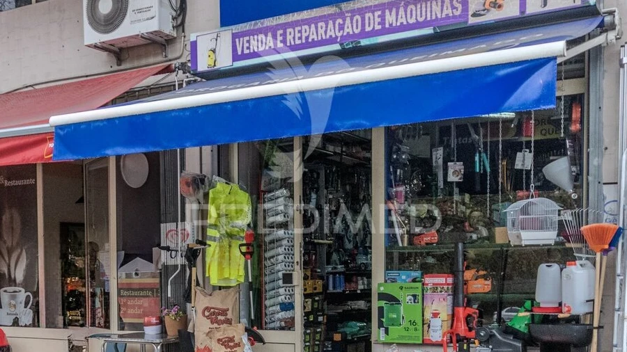 Loja para Venda em Amarante (São Gonçalo), Madalena, Cepelos e Gatão