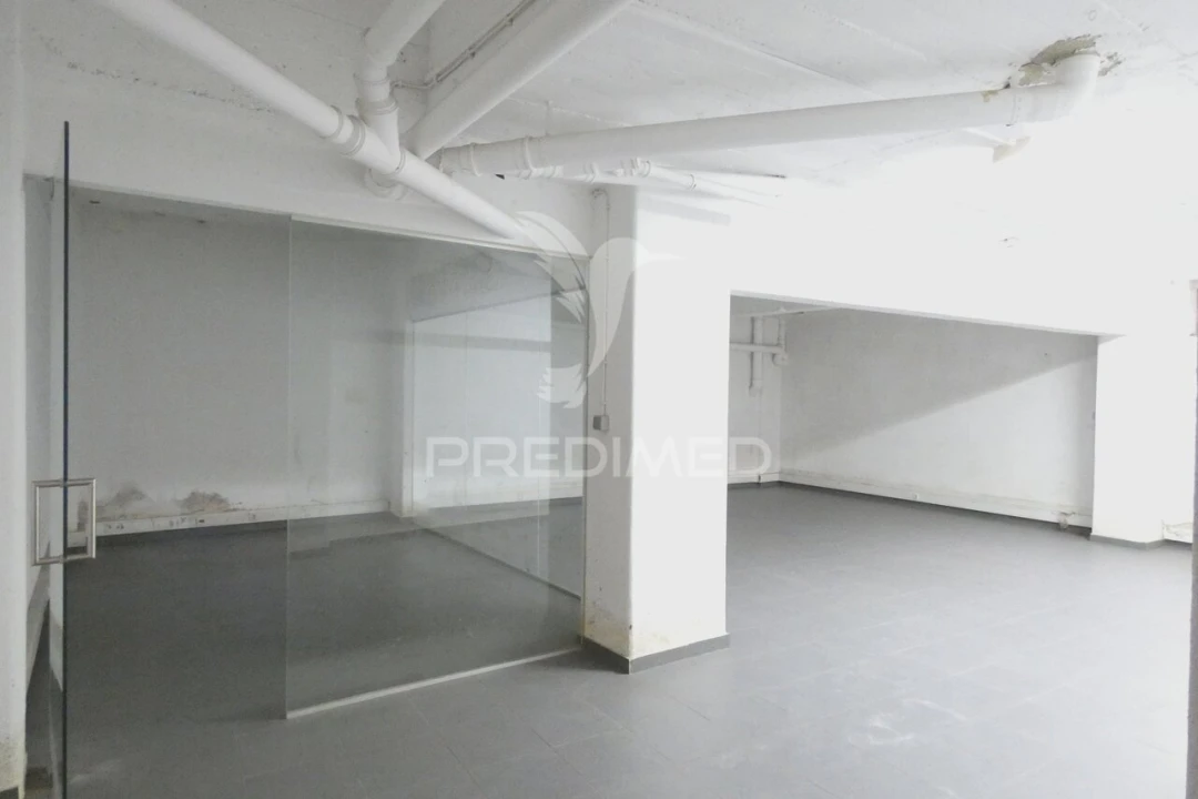 Garagem para Venda em Queluz e Belas Foto 10