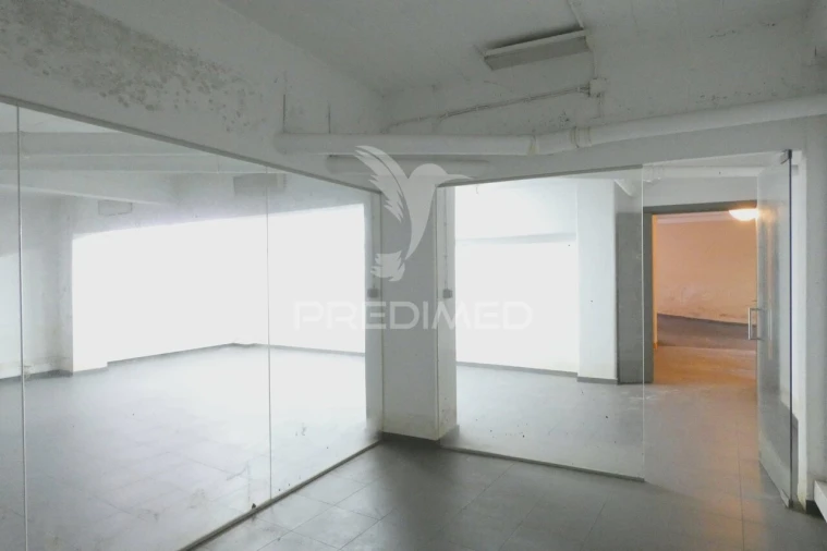 Garagem para Venda em Queluz e Belas Foto 8