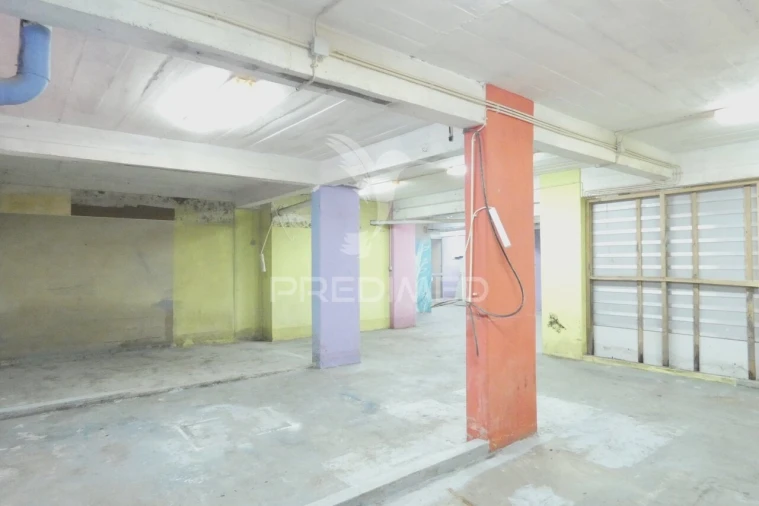 Garagem para Venda em Queluz e Belas Foto 16