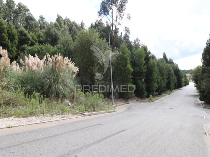 Terreno para Venda em Fânzeres e São Pedro da Cova Foto 3