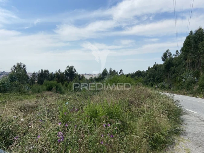 Terreno para Venda em Fânzeres e São Pedro da Cova Foto 6