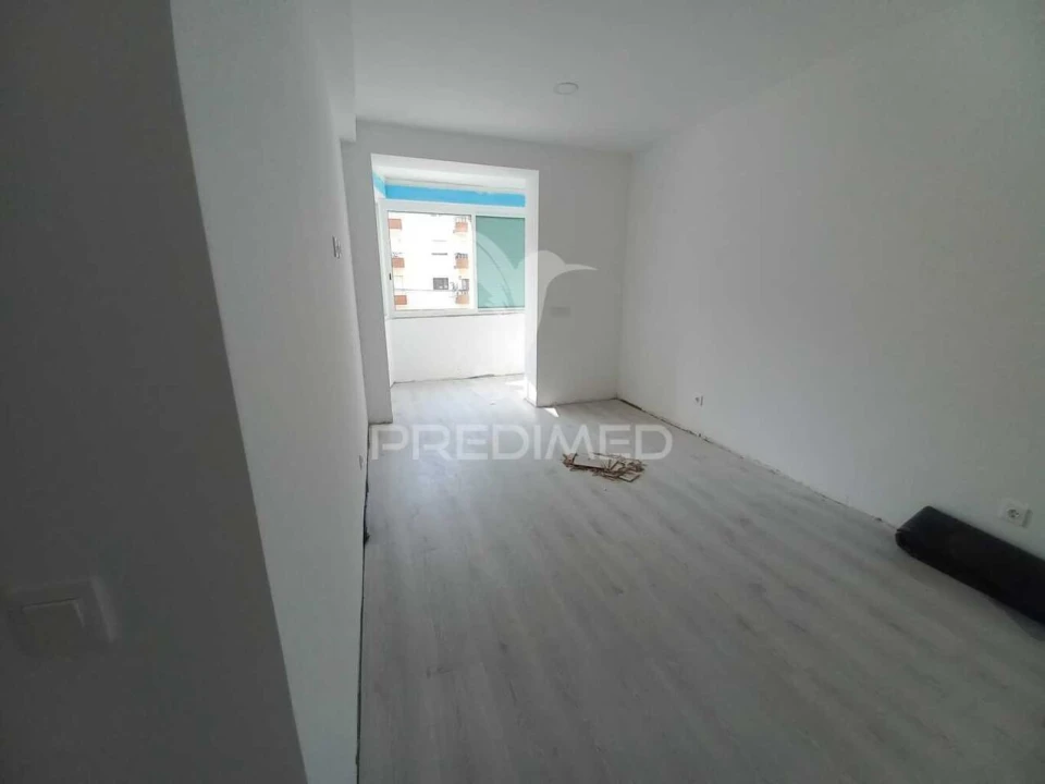 Apartamento T2 para Venda em Almada, Cova da Piedade, Pragal e Cacilhas Foto 10