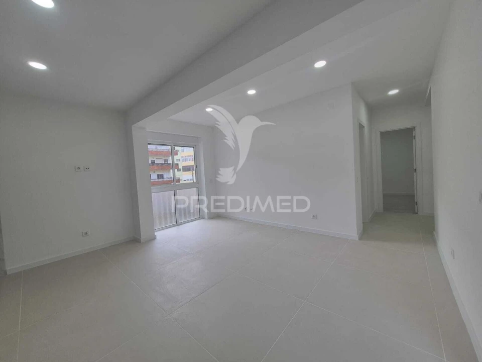 Apartamento T2 para Venda em Almada, Cova da Piedade, Pragal e Cacilhas Foto 4