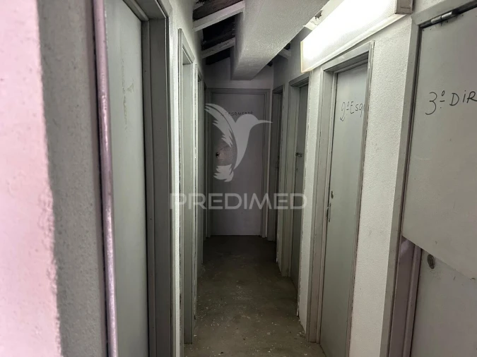 Apartamento T2 para Venda em Carregado e Cadafais Foto 14