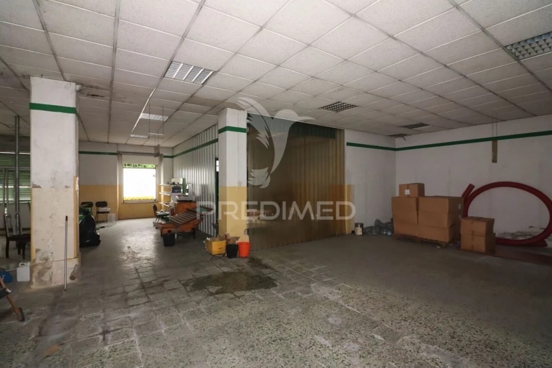 Prédio para Venda em Alenquer (Santo Estêvão e Triana) Foto 21