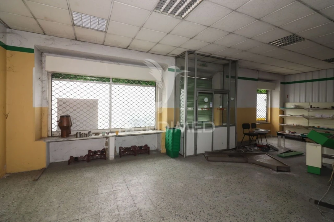 Prédio para Venda em Alenquer (Santo Estêvão e Triana) Foto 17