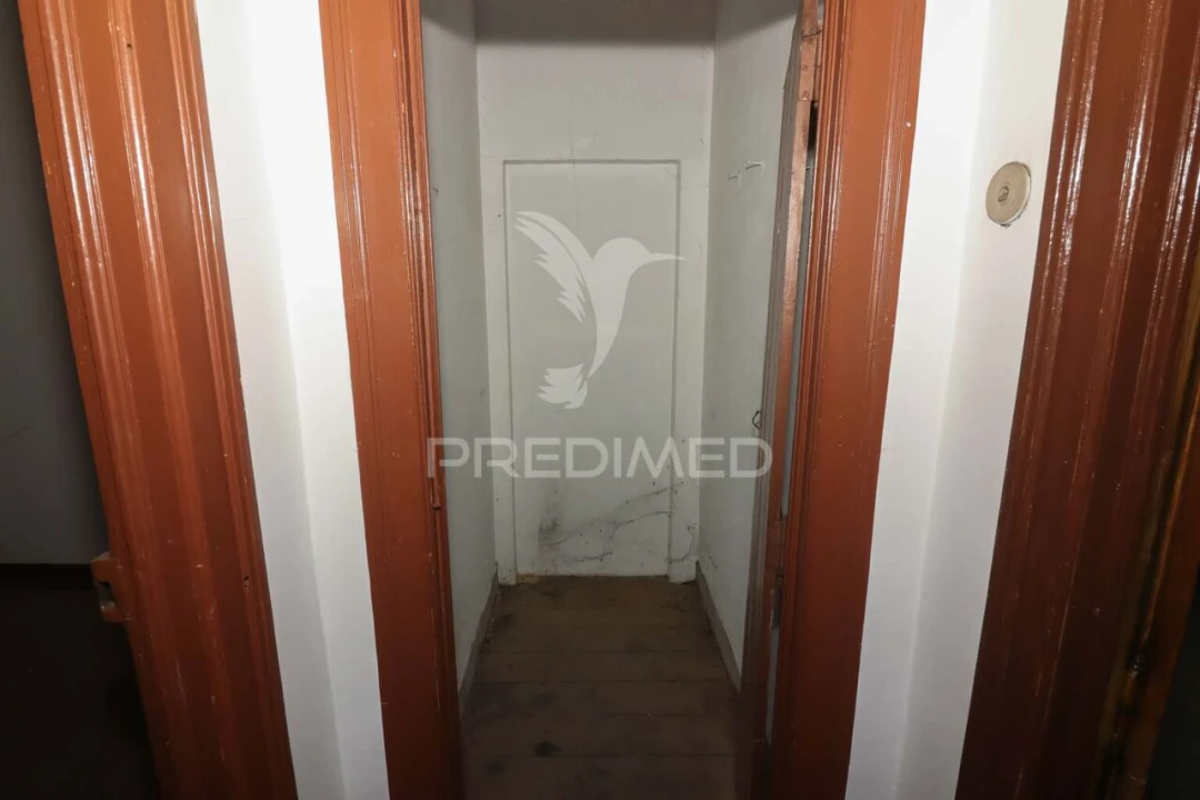 Prédio para Venda em Alenquer (Santo Estêvão e Triana) Foto 5