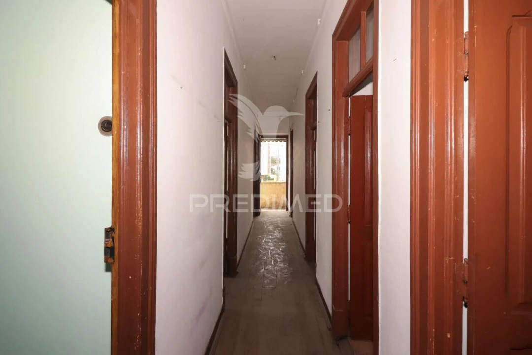 Prédio para Venda em Alenquer (Santo Estêvão e Triana) Foto 3