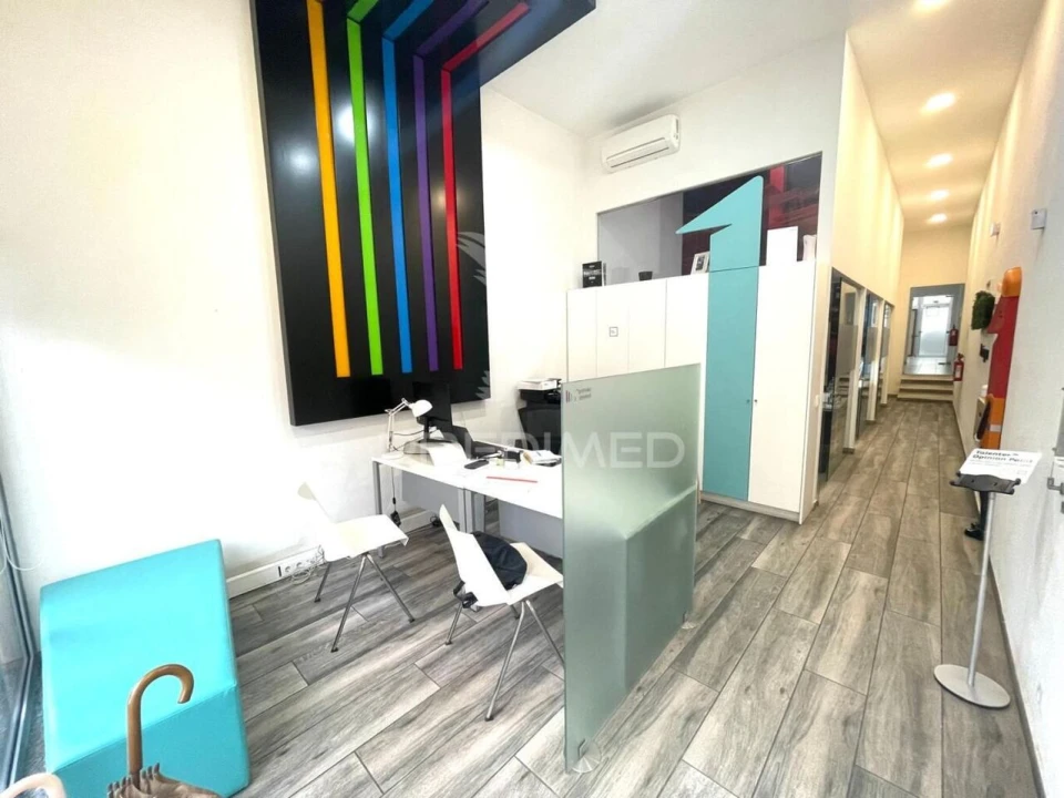 Loja para Venda em Carregado e Cadafais Foto 2