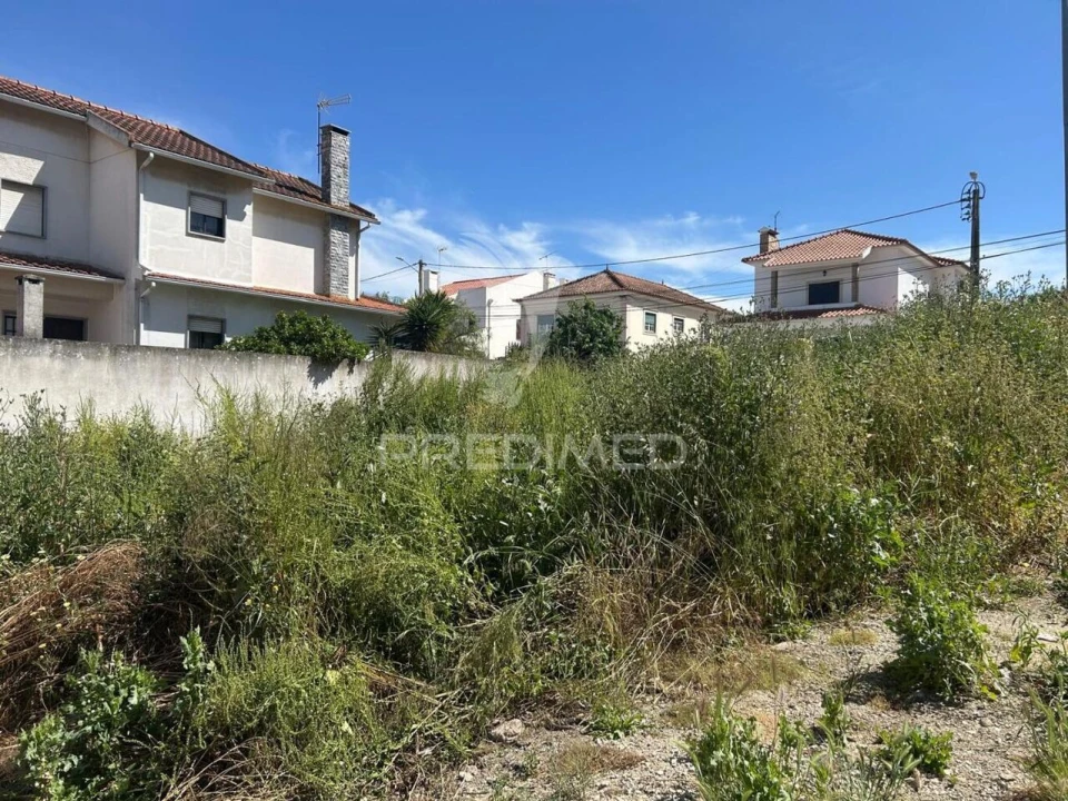 Terreno para Venda em Alenquer (Santo Estêvão e Triana) Foto 1