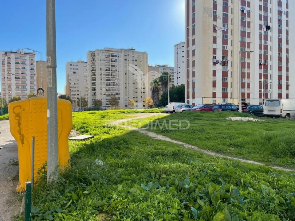 Terreno para Venda em Carregado e Cadafais Foto 4