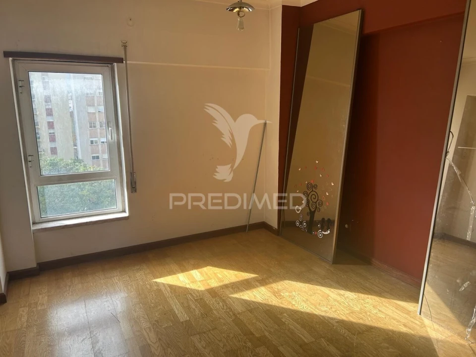 Apartamento T3 para Venda em Carregado e Cadafais Foto 10