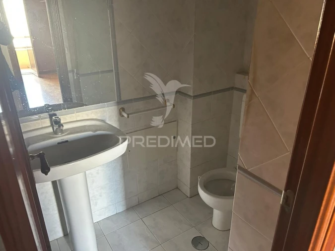 Apartamento T3 para Venda em Carregado e Cadafais Foto 8