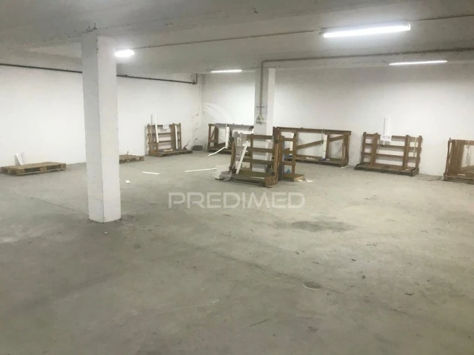 Armazém para Arrendamento em Abrigada e Cabanas de Torres Foto 5