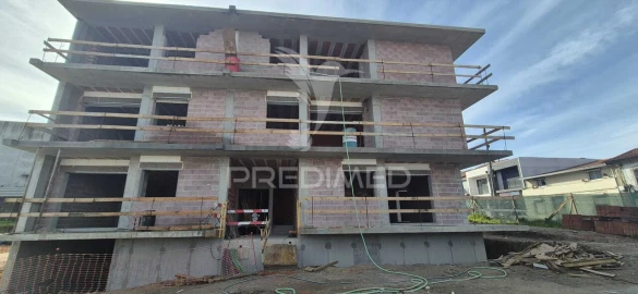 Apartamento T3 para Venda em Merelim (São Pedro) e Frossos