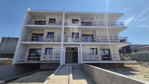 Apartamento T3 para Venda em Merelim (São Pedro) e Frossos