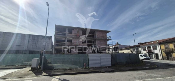 Apartamento T3 para Venda em Merelim (São Pedro) e Frossos