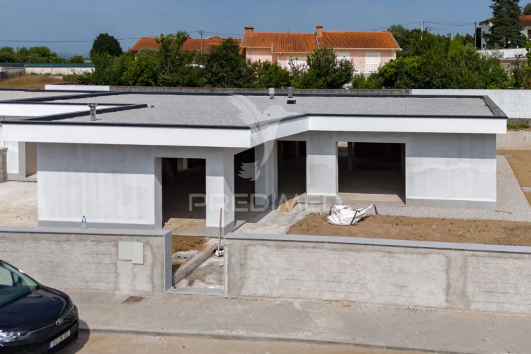 Moradia T3 para Venda em Ferreiros, Prozelo e Besteiros Foto 5