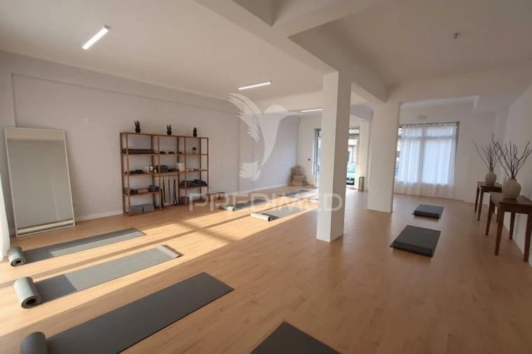 Loja para Arrendamento em Agualva e Mira-Sintra Foto 9