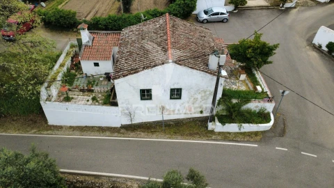 Moradia T2 para Venda em Ribeira de Nisa e Carreiras
