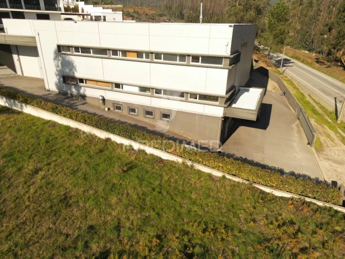 Armazém para Venda em Silvares, Pias, Nogueira e Alvarenga Foto 4