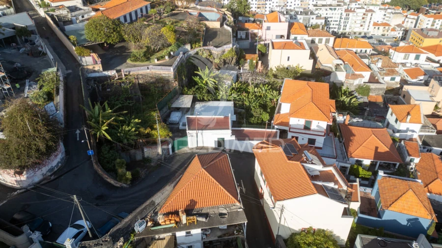 Moradia T3 para Venda em Funchal (São Pedro) Foto 8