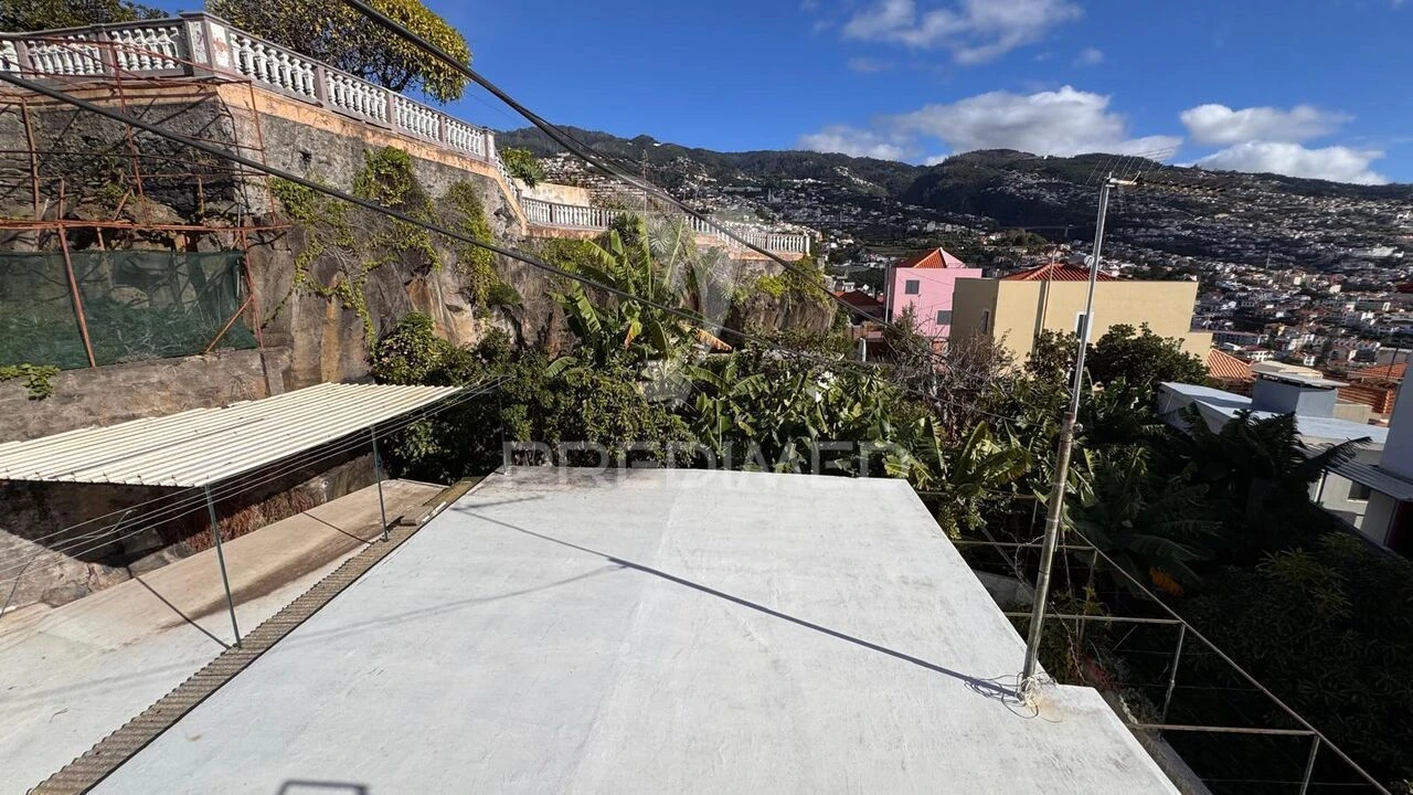 Moradia T3 para Venda em Funchal (São Pedro) Foto 9
