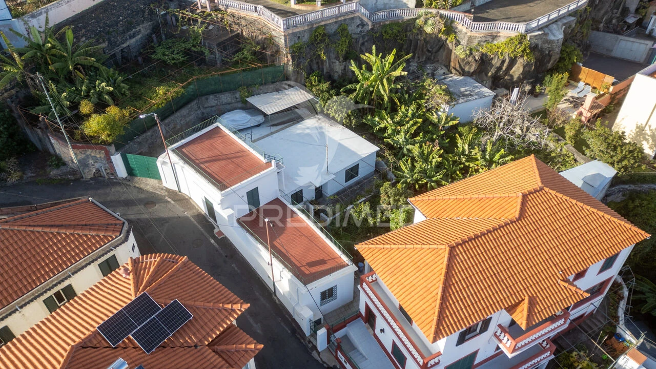 Moradia T3 para Venda em Funchal (São Pedro) Foto 1