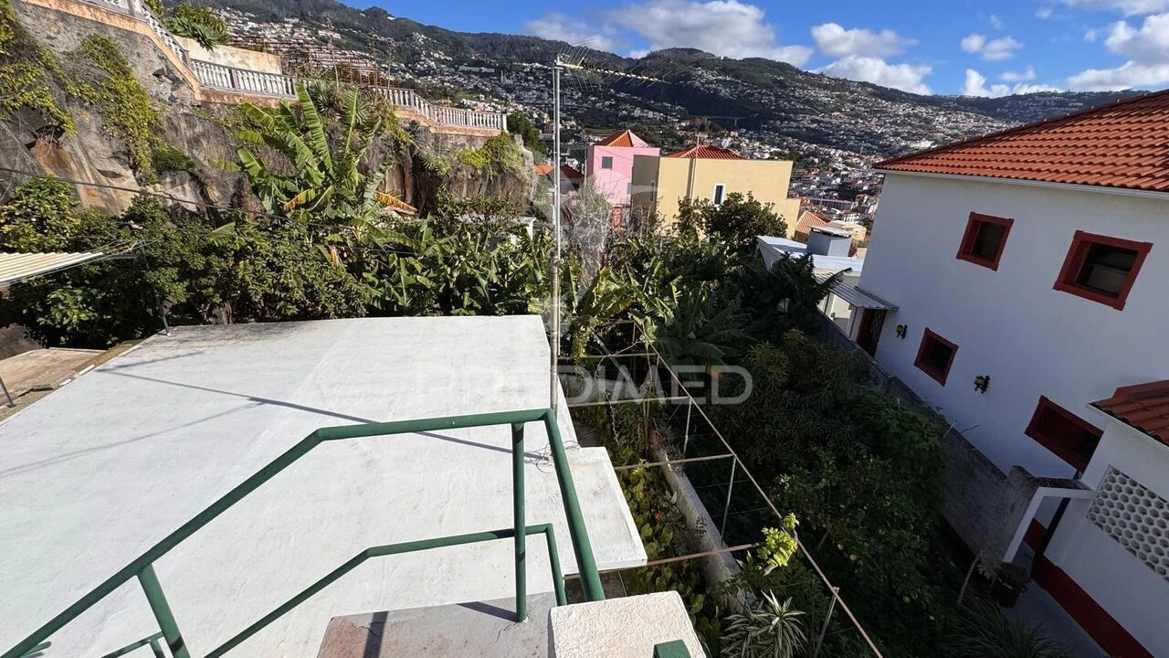 Moradia T3 para Venda em Funchal (São Pedro) Foto 10