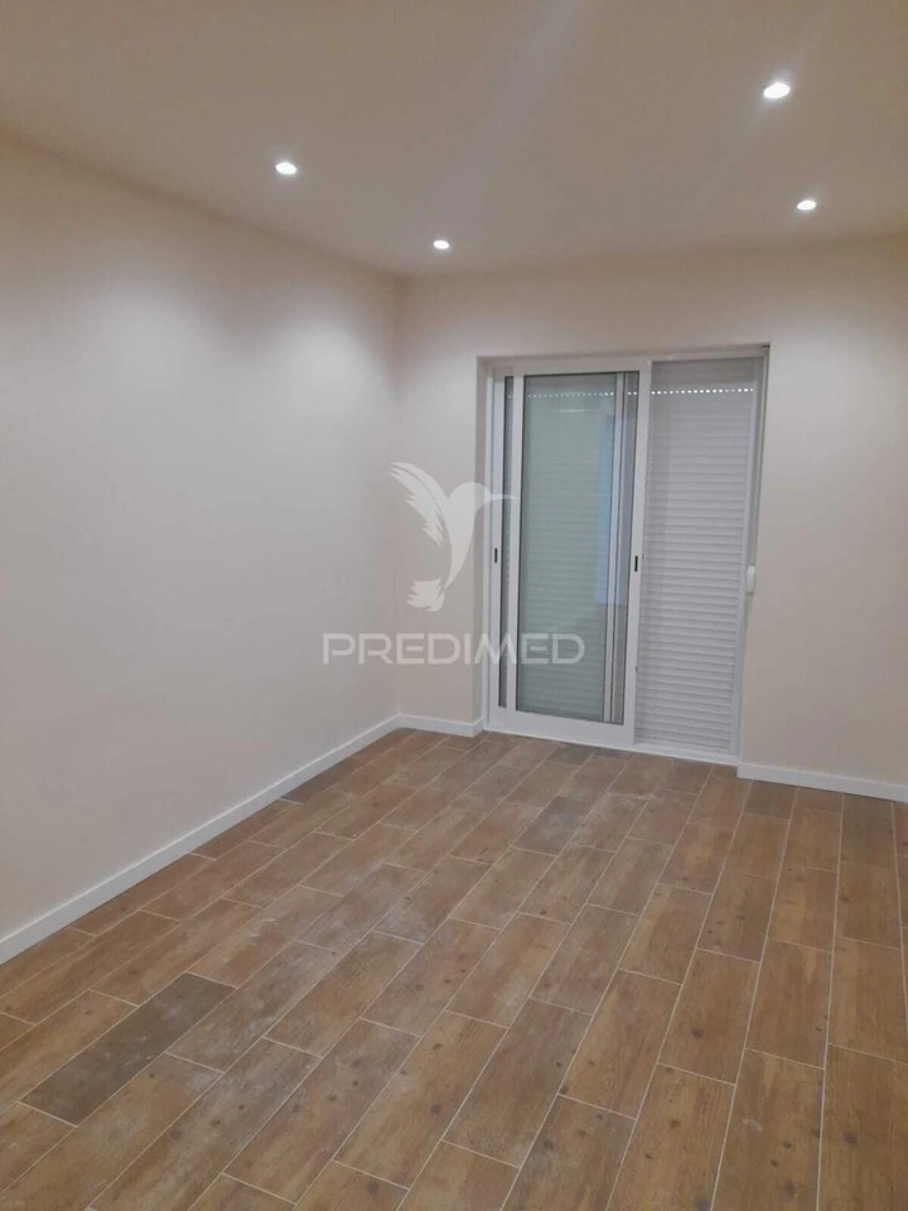 Apartamento T4 para Venda em Barreiro e Lavradio Foto 6