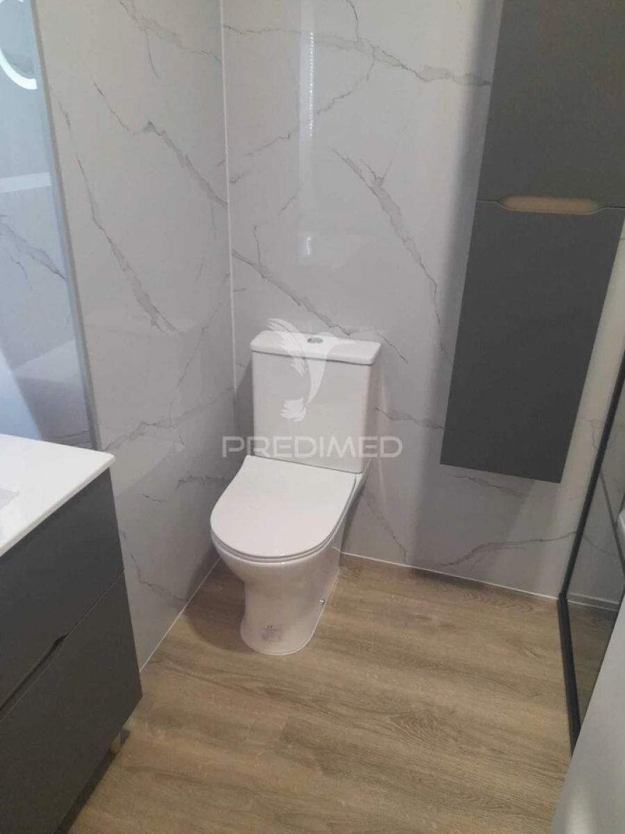 Apartamento T4 para Venda em Barreiro e Lavradio Foto 7