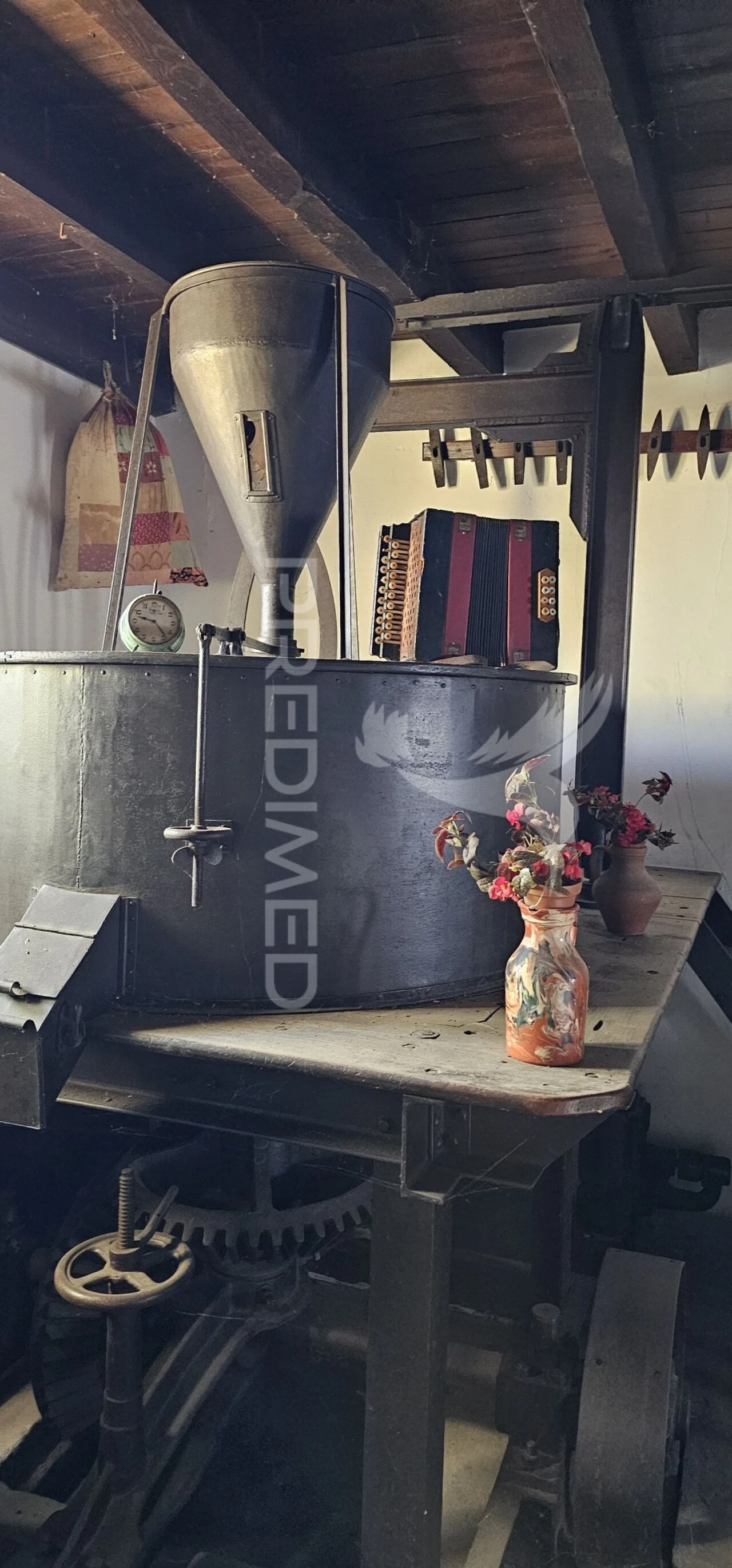 Loja para Venda em São Manços e São Vicente do Pigeiro Foto 15