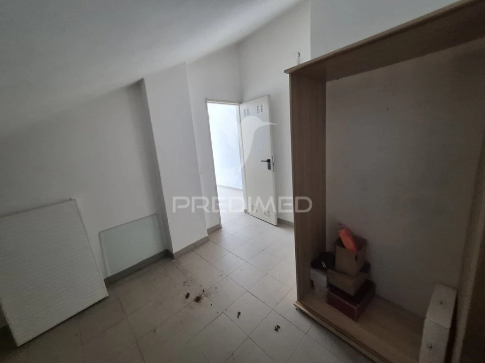 Apartamento T2 para Venda em Laranjeiro e Feijó Foto 22