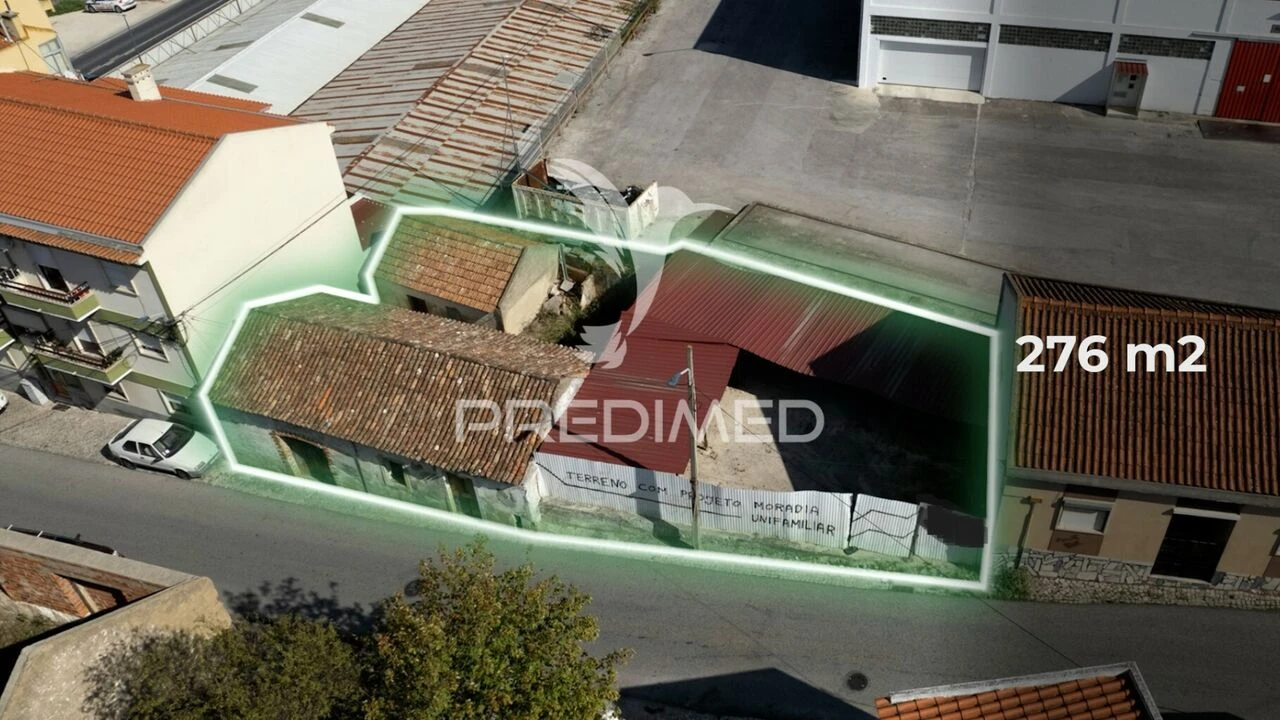 Terreno para Venda em Alenquer (Santo Estêvão e Triana) Foto 1